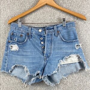 Levi’s 501 cut off shorts size 25 inseam 2” coastal cowgirl cheeky western boho